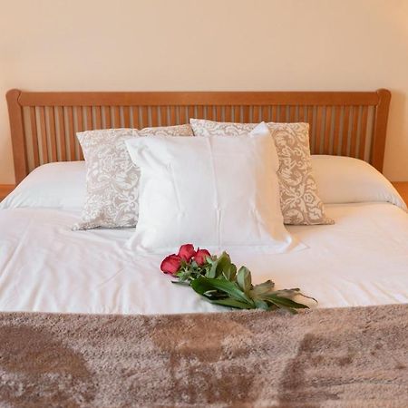 Hostal Montserrat Мунсень Екстер'єр фото