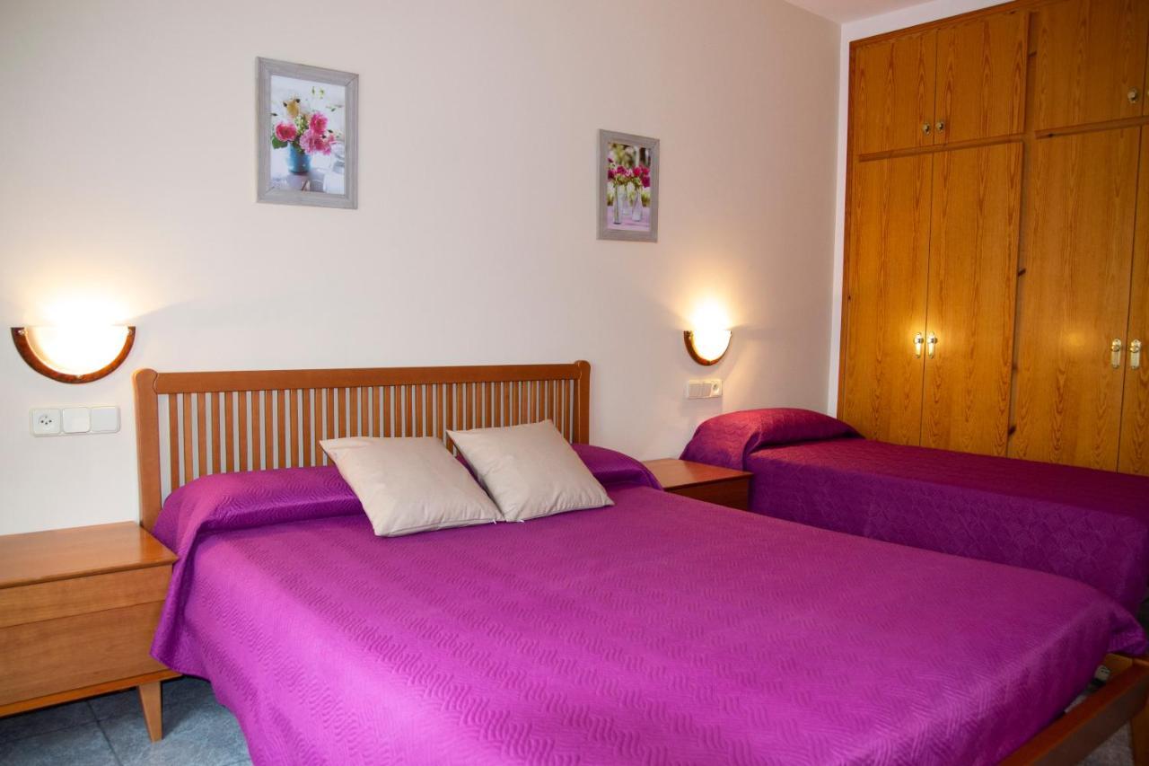 Hostal Montserrat Мунсень Екстер'єр фото