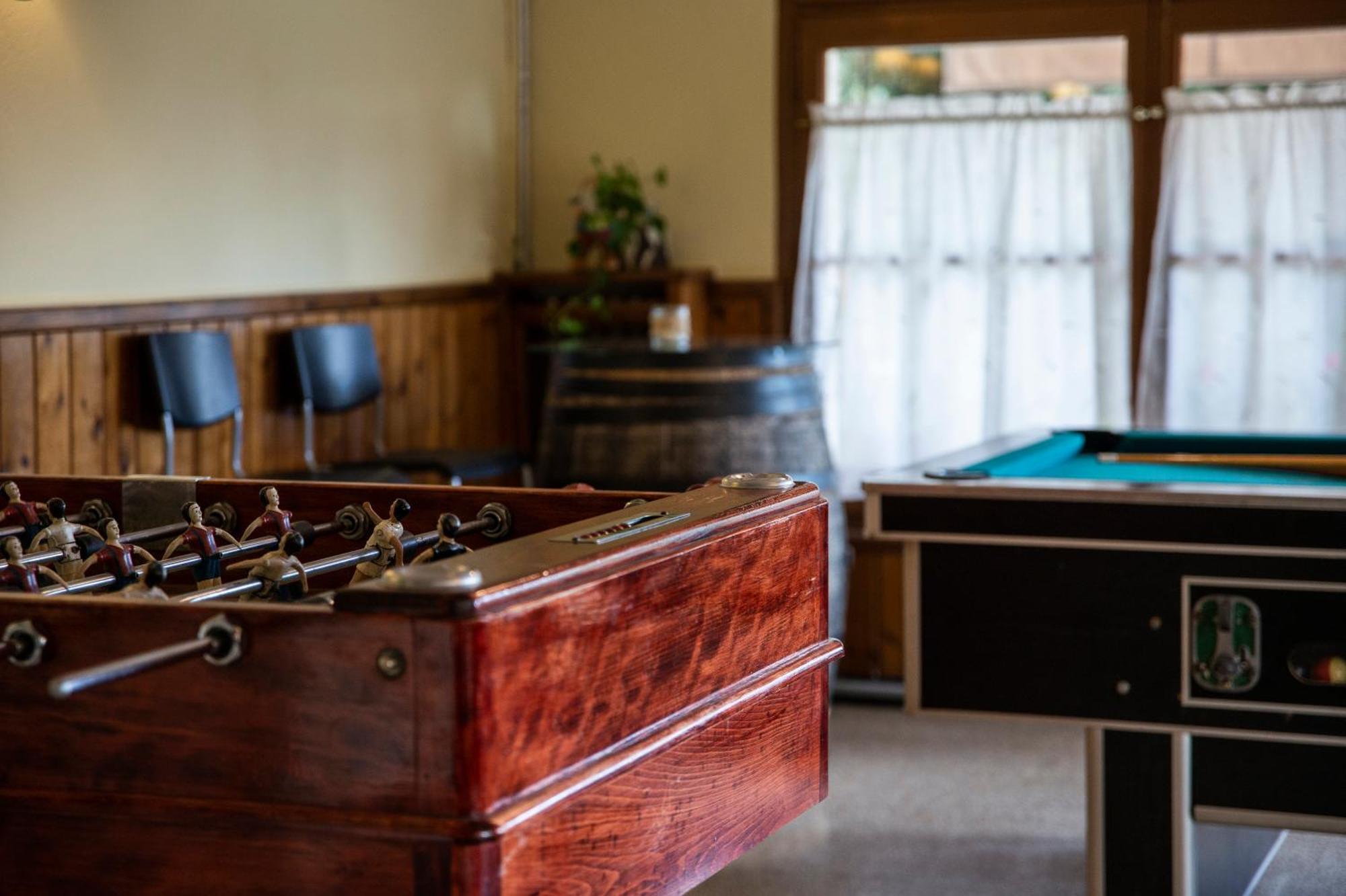 Hostal Montserrat Мунсень Екстер'єр фото