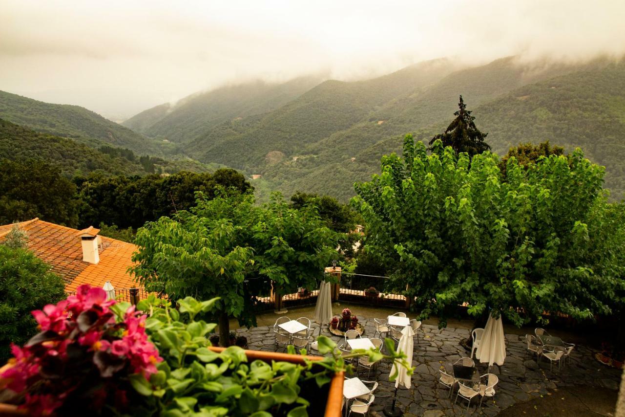 Hostal Montserrat Мунсень Екстер'єр фото