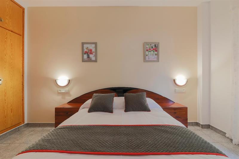 Hostal Montserrat Мунсень Екстер'єр фото